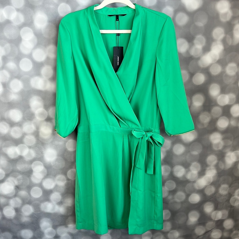 NWT Vero Moda womens green wrap dress. Size Medium